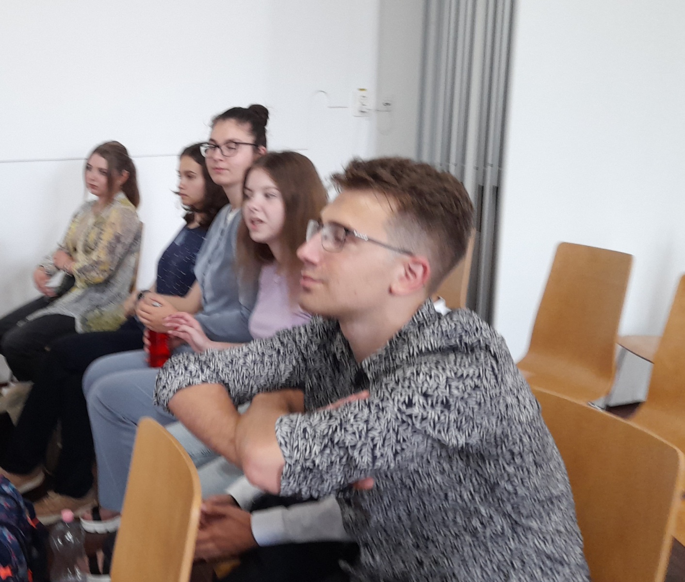 HasdEU la Tinerii dezbat 