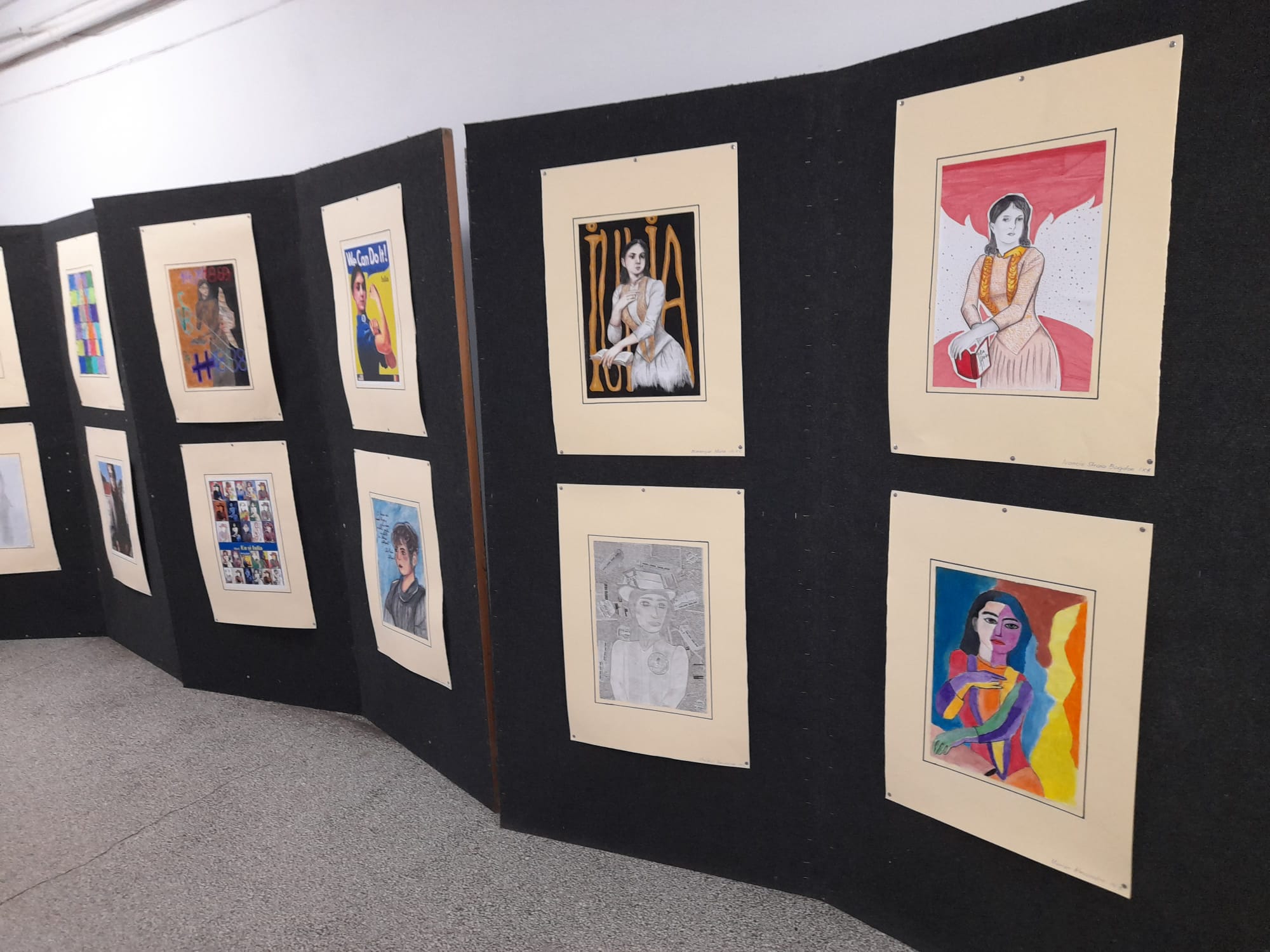 Expoziția hasdEu și Iulia