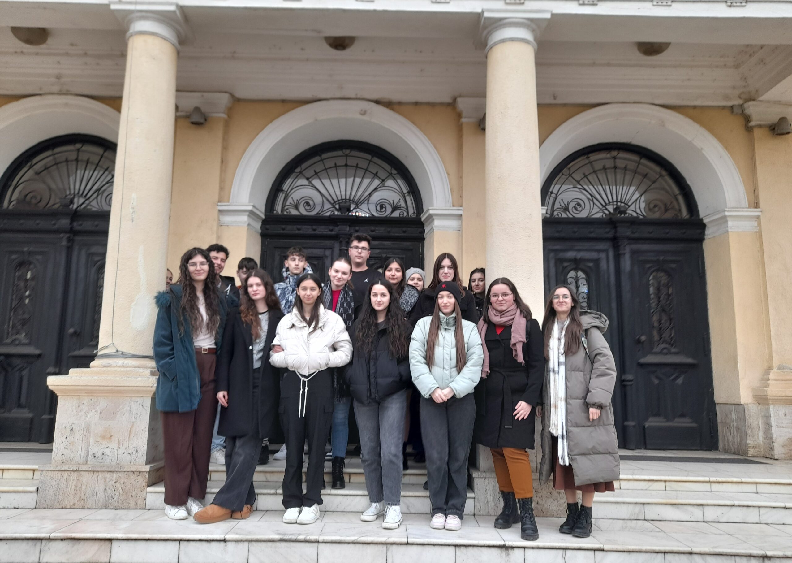 Premierea elevilor olimpici