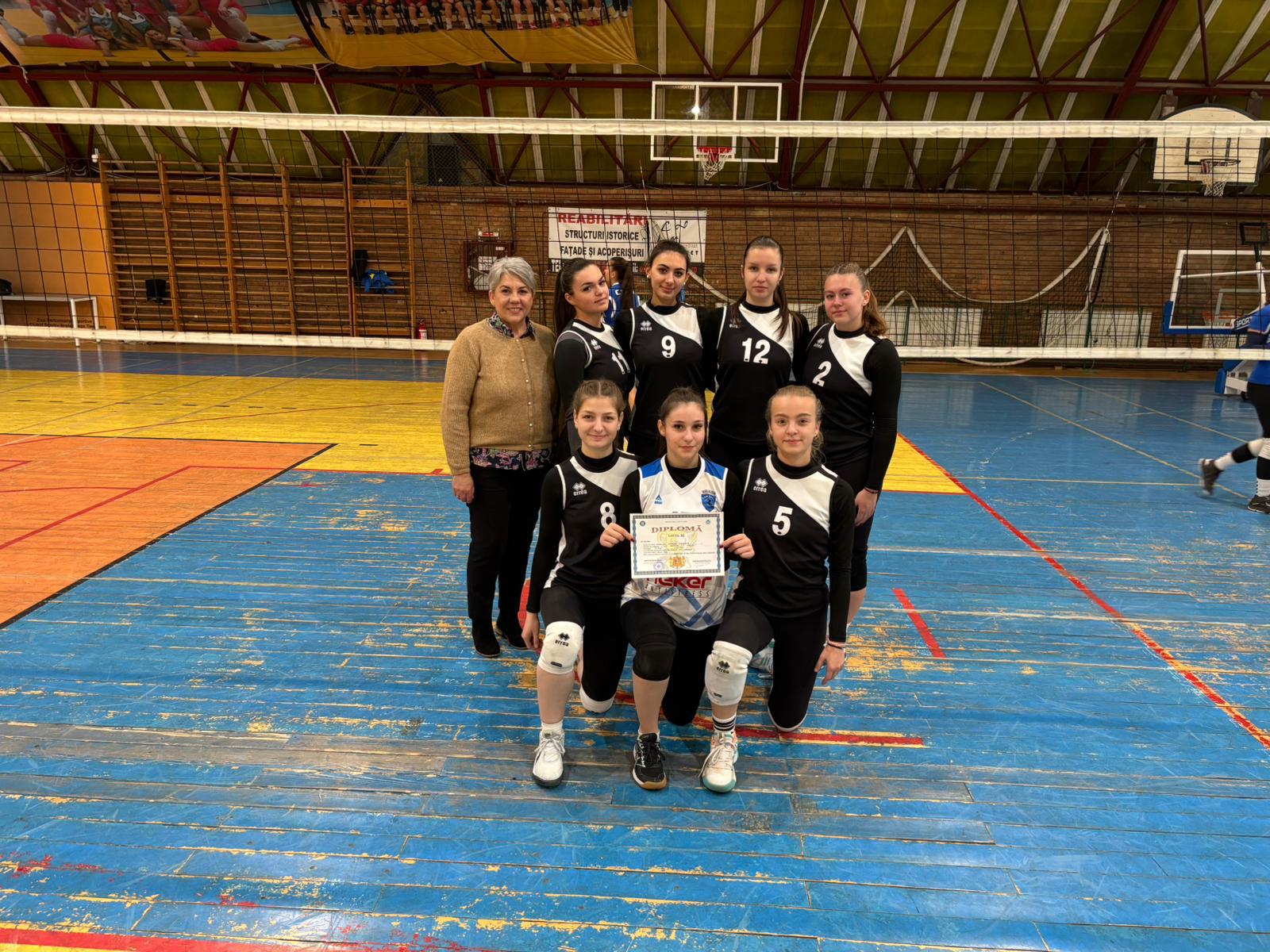 Succes pentru echipa de volei